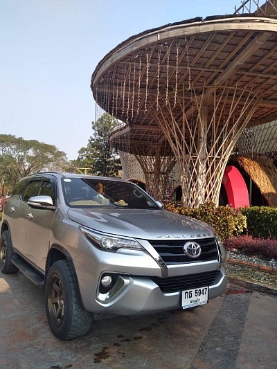 เรียกรถเหมาโทร.0947755985